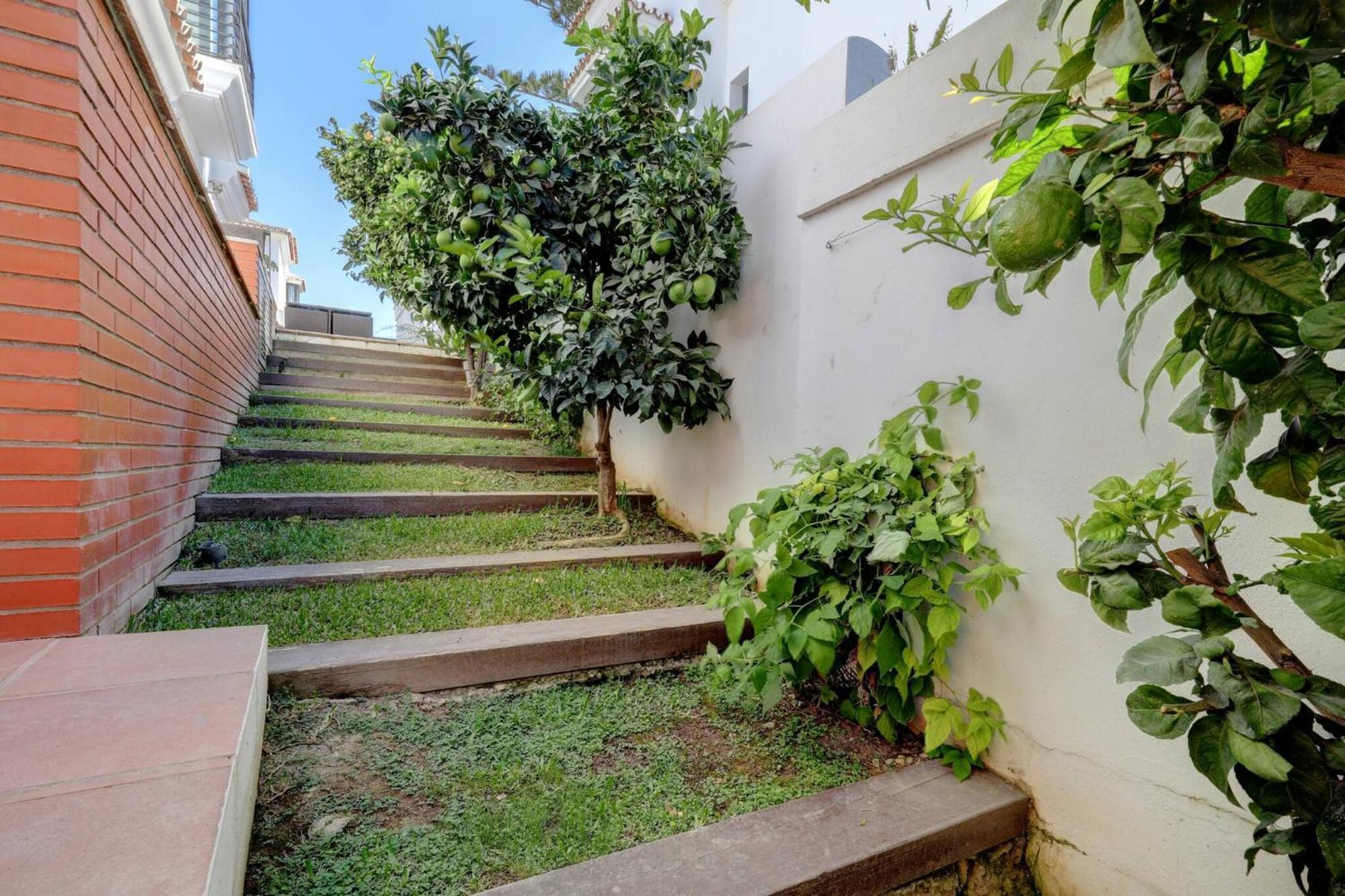 011 Bright And Spacious Villa With Private Pool Benalmadena Exterior photo